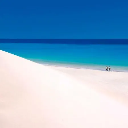 بيت ضيافة Ohana Surf House *